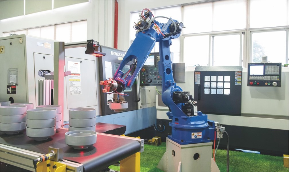 Warom Technology Incorporated Company สายการผลิตของผู้ผลิต